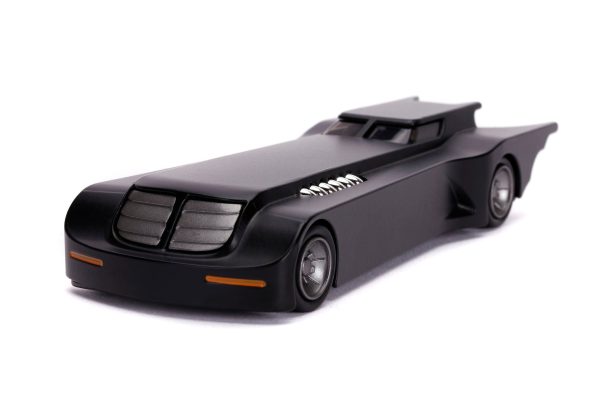 Jada Diecast Metal 1:32 ANIMATED SERIES BATMOBILE W BATMAN For Sale