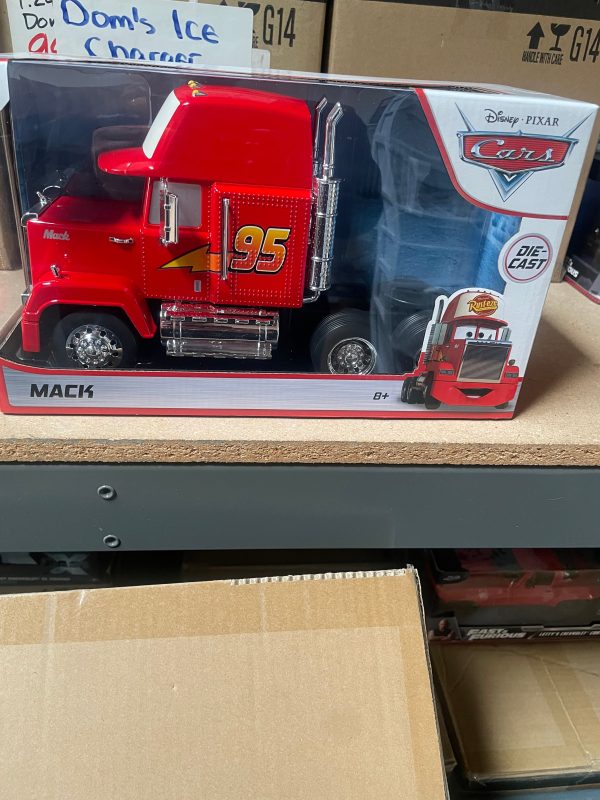 Jada Metal DIECAST CAR 1 24 MACK SEMI TRUCK MCQUEEN Online now