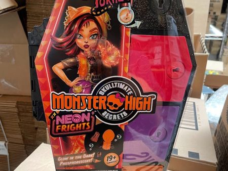 2023 Mattel Monster High Skulltimate NEON FRIGHTS TORALEI Online